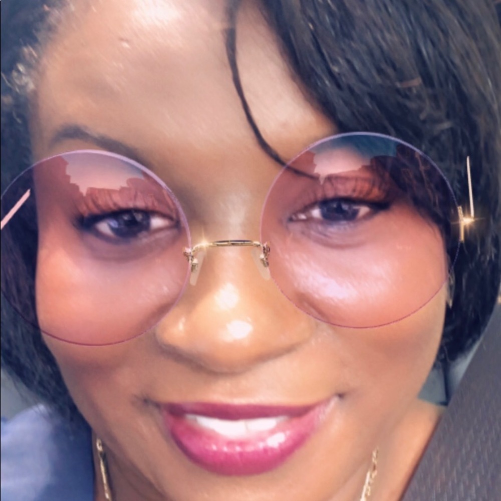 Meet your Posher, Belinda